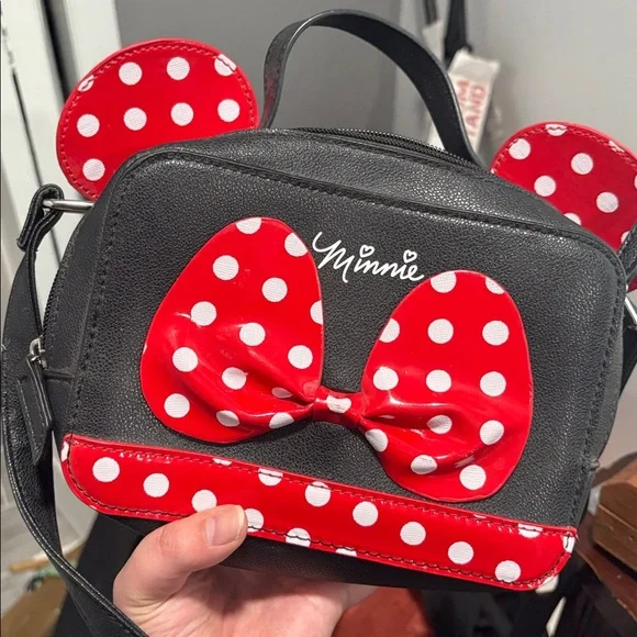 Disney X Dani by Danielle Nicole Minnie Mouse Crossbody Bag - Picture 4 of 4